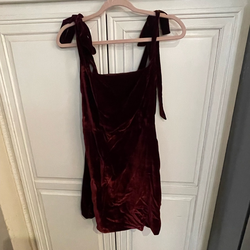 House of Harlow 1960 Velvet Wine Dress